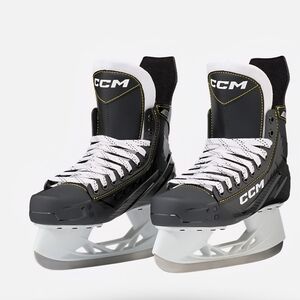 New CCM Black and White Tacks AS-550 Senior Size Ice Hockey Skates